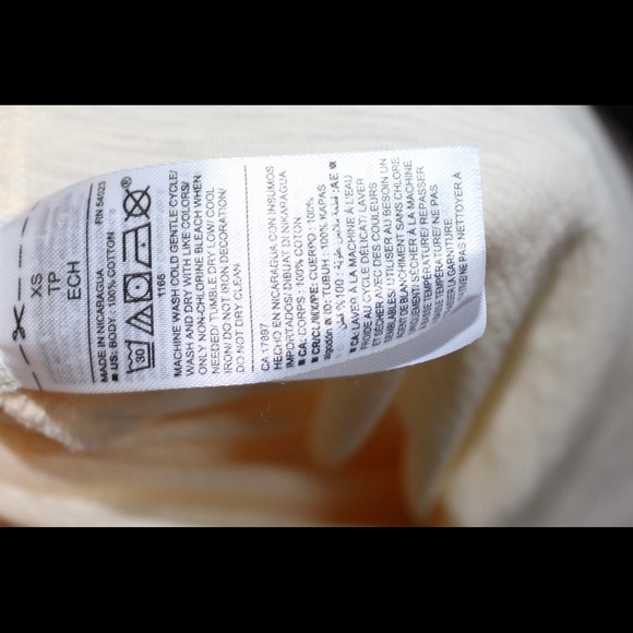 OLD NAVY GOOD NATURED YELLOW TEE NWT💚 - Picture 13 of 16